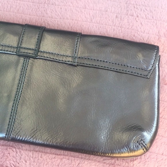 Danier, NWOT, Silver Leather Wristlet, Clutch - Picture 6 of 10